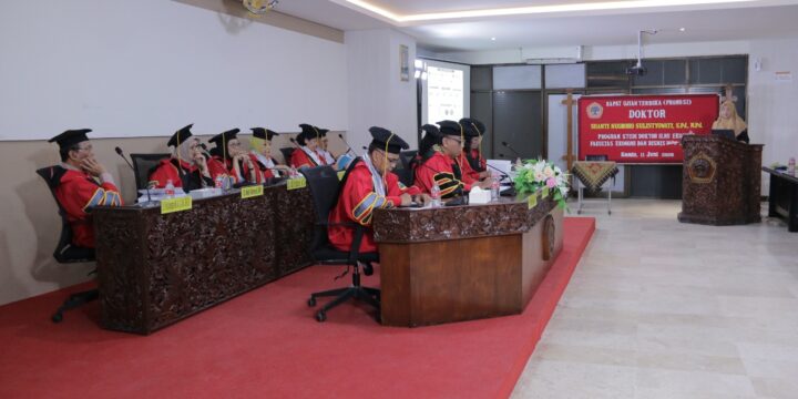 Dosen Pendidikan Ekonomi Universitas PGRI Jombang Sukses Jalani Ujian Disertasi Terbuka, Teliti Keberlanjutan UMKM di Kabupaten Jombang
